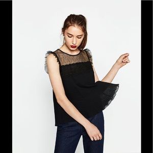 🌟New Never Worn🌟 Zara black  top in XS.